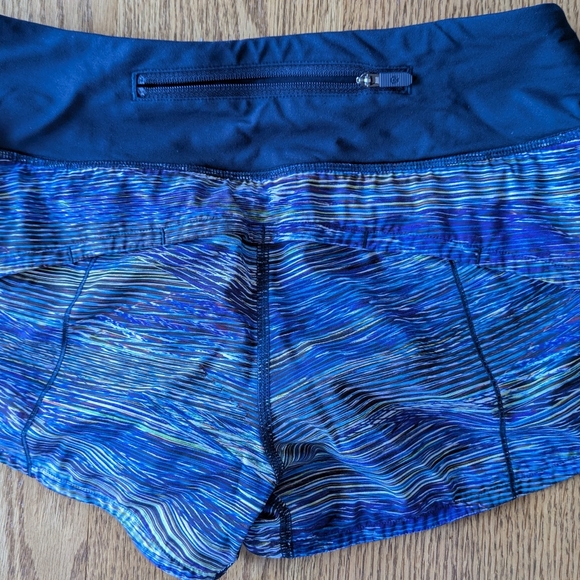 Lululemon Speed Up Shorts Low Rise Size 2 - Picture 4 of 5